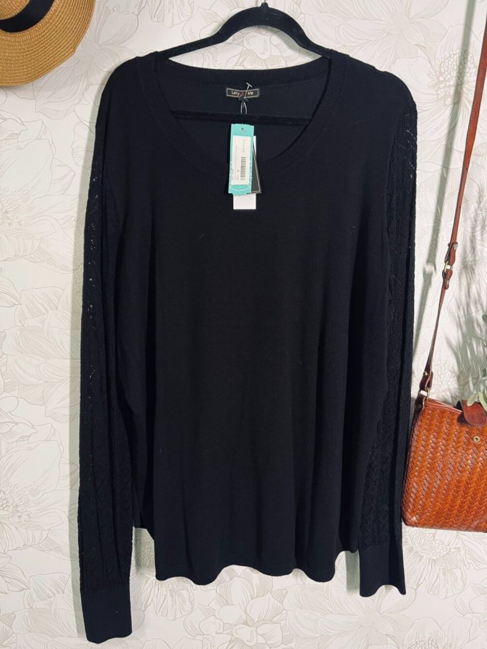 Lety & Me Victoria Pointelle Sleeve Sweater Black 2X Womens Rayon Blend
